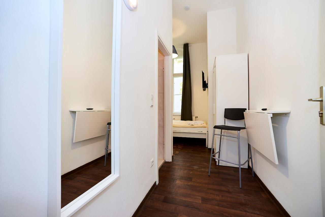 Single Room Private Bathroom